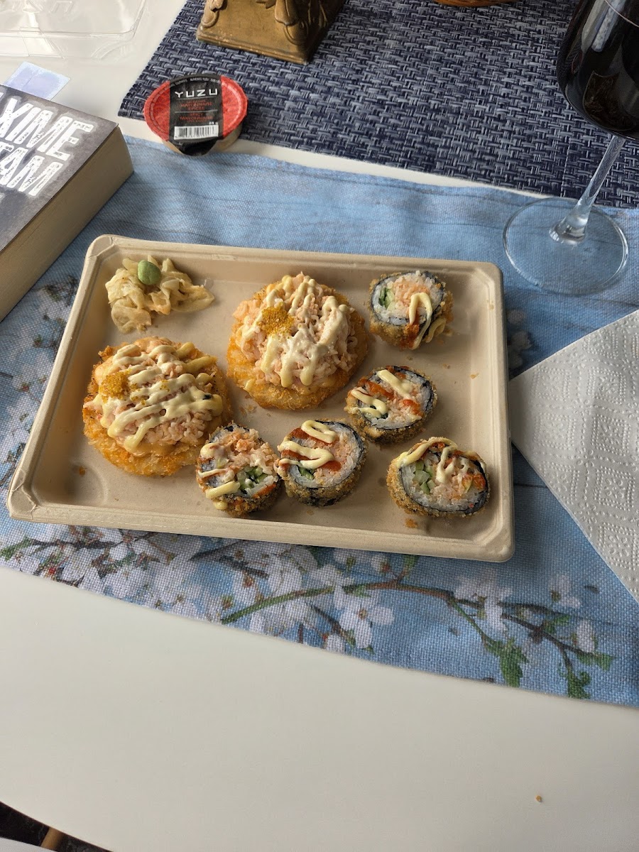 Yuzu Sushi Photo 5
